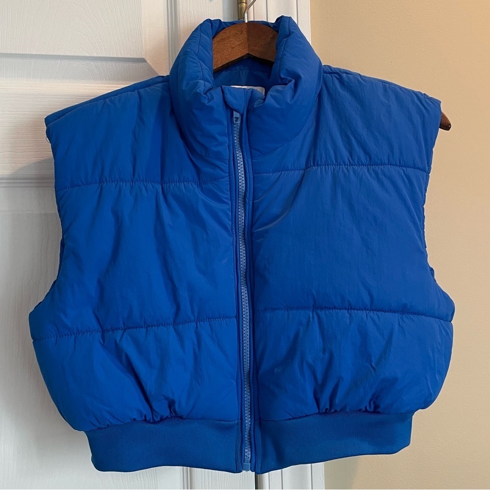 Butter-Melon Cropped Puffer Vest Cobalt/Royal Blue Medium - Picture 2 of 10